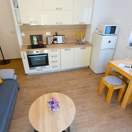 Jasa Deluxe Appartement Makarska
