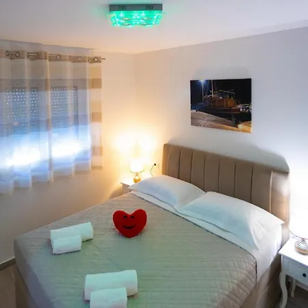 Jasa Deluxe Apartment *