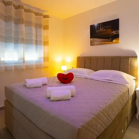 Apartment Jasa Deluxe
