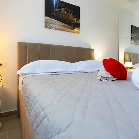 Jasa Deluxe Apartment *