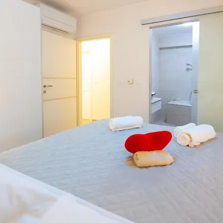 Jasa Deluxe * Makarska