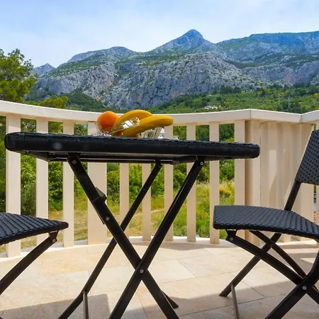 Jasa Deluxe * Makarska