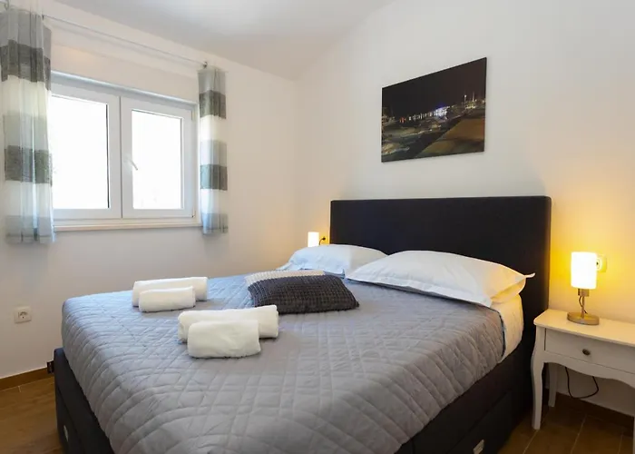 Jasa Deluxe Apartamento Makarska