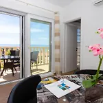Appartement Jasa Deluxe *