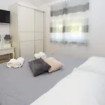 Jasa Deluxe *